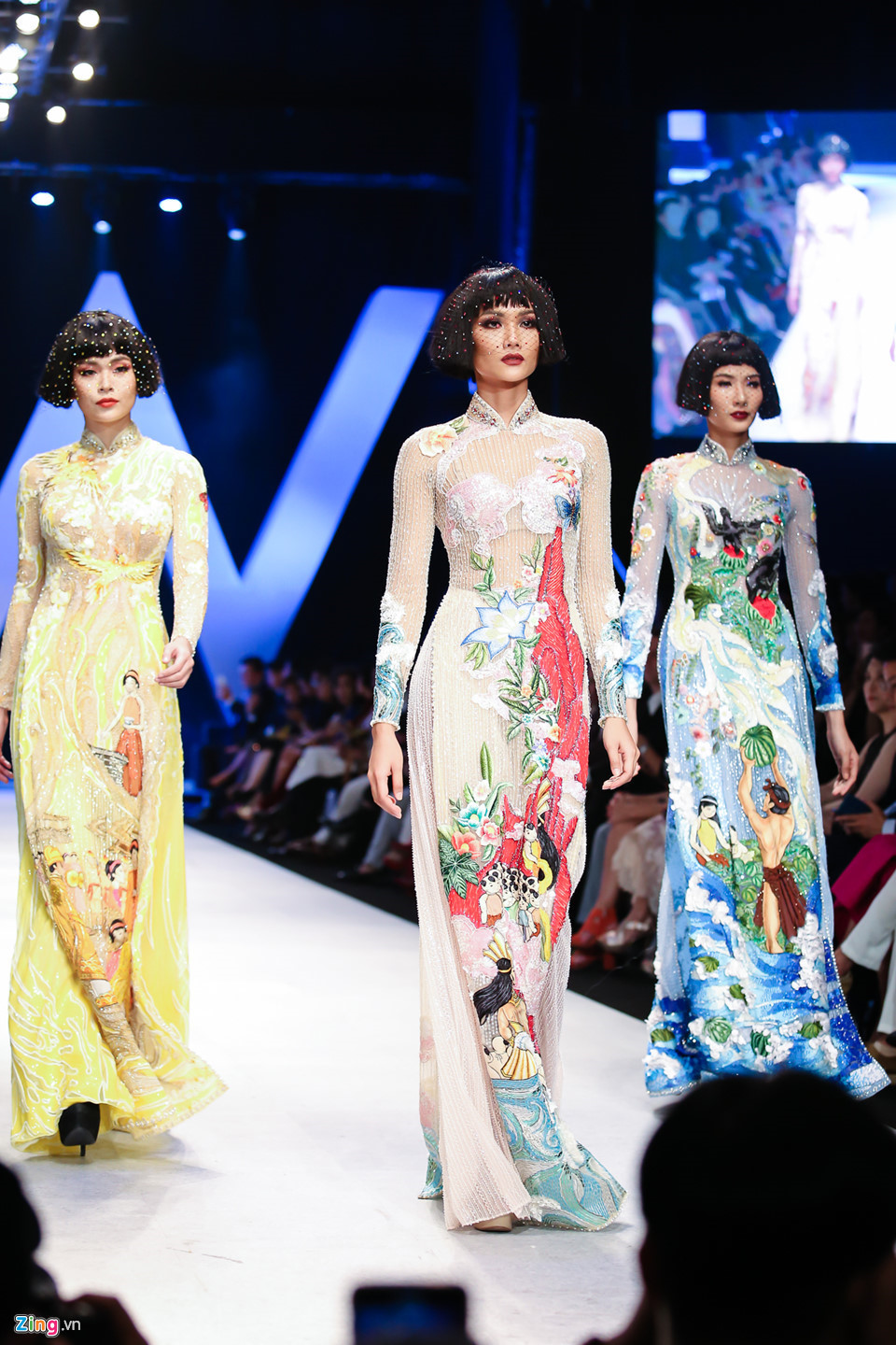 Những màn trình diễn ấn tượng ở Tuần lễ thời trang Việt Nam 2018